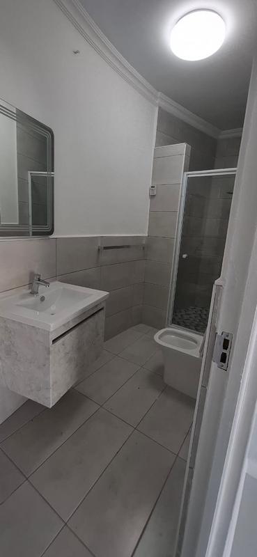 To Let 2 Bedroom Property for Rent in Panorama Western Cape